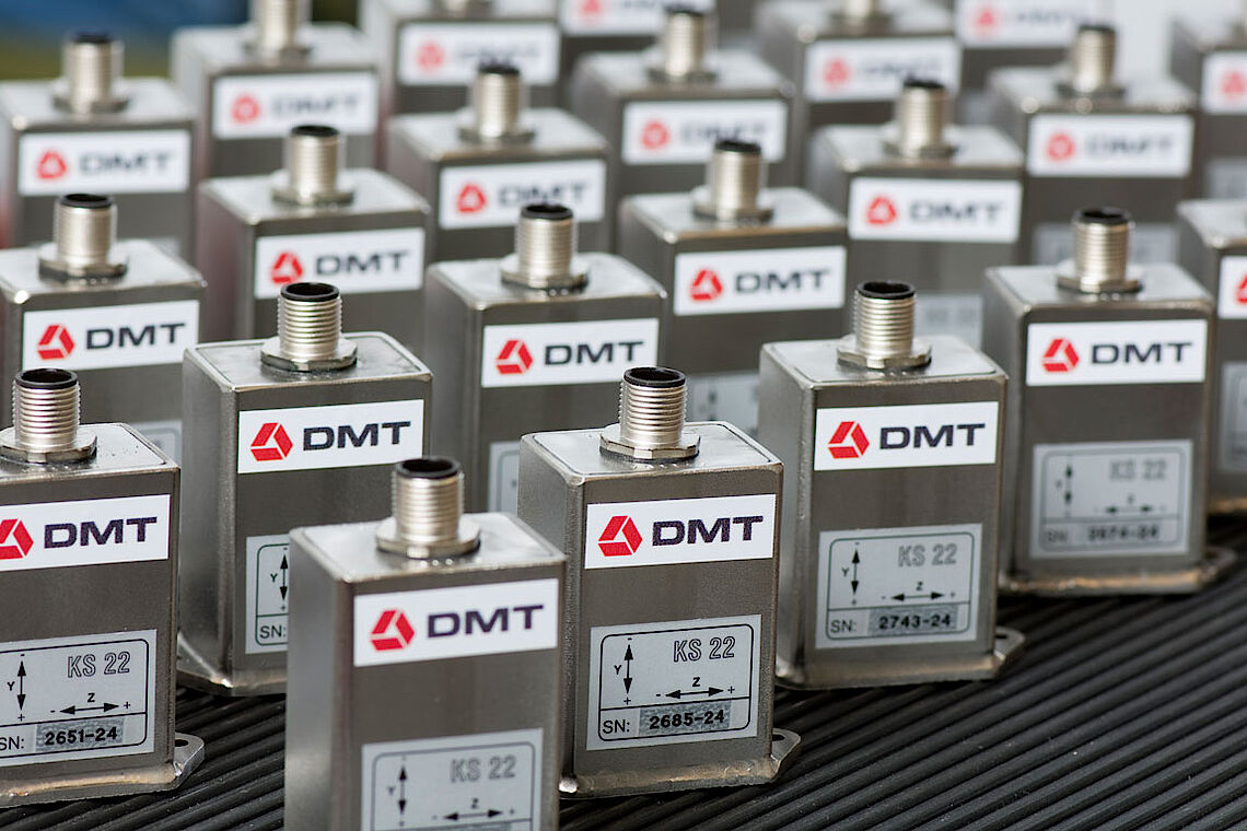 DMT tower vibration sensors