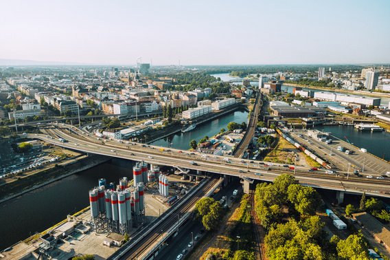 Kritische Infrastrukturen | Stadt Mannheim Symbolbild für Kritische Infrastrukturen: Luftbild der Stadt Mannheim