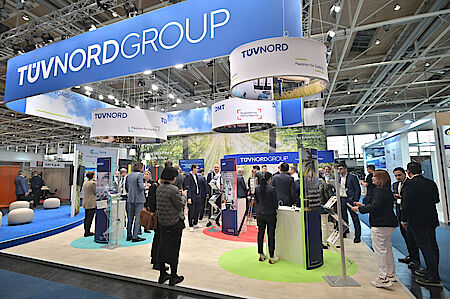 [Translate to German:] DMT at TÜV NORD GROUP´s booth at Hannover Messe 2024