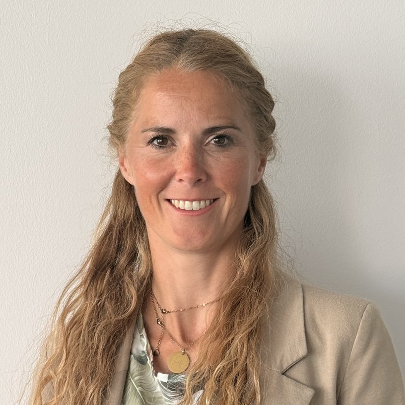 Porträtfoto von Carolyn Tepel, Assistenz der Geschäftsführung