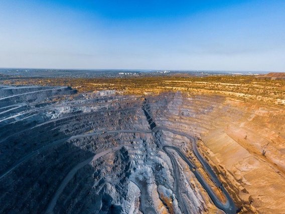 Mina de ferro Mineração a céu aberto em larga escala