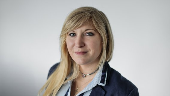 Sandra Nober Porträtfoto von Sandra Nober, Recruiterin der Business Unit Energy & Resources bei der TÜV NORD GROUP