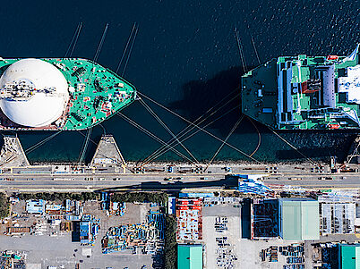 Rohstoffversorgung 360-Grad Dienstleistungen zur Sicherung der Rohstoffversorgung durch Beurteilung von Lagerstätten, Mine Design, Gebirgsbeherrschung, Wettertechnik, Gasbeherrschung u.v.a.