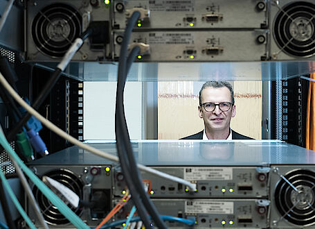 Dr. Ralf Fritschen, Head of Business Segment Surveying and Geomonitoring, DMT GmbH & Co. KG, Transparenz bringt Akzeptanz Dr. Ralf Fritschen, Head of Business Segment Surveying and Geomonitoring, DMT GmbH & Co. KG