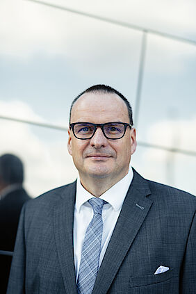 Jens-Peter Lux, Geschäftsführer DMT GROUP Jens-Peter Lux, Geschäftsführer DMT GROUP