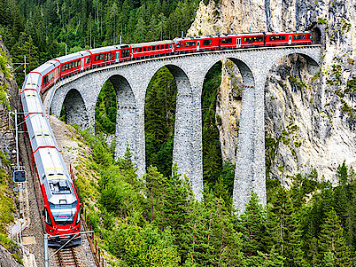 Brücken, Bauwerke und Tunnel Monitoring zur Überwachung struktureller Integrität von Infrastrukturbauten, Erd- und Felssituationen