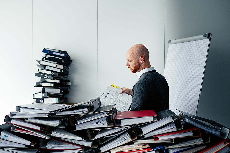 Daniel Michalek, DMT, registered inspector in accordance with building legislation: ‘Maybe an entire library in your head ...’ Daniel Michalek inspector in accordance with building legislation