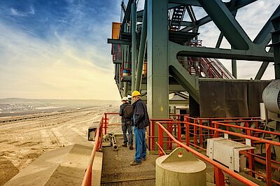 Geology & Mineral Exploration Geology & Mineral Exploration