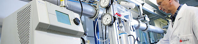 [Translate to German:] Indoor air quality: DMT carries out workplace and indoor measurements